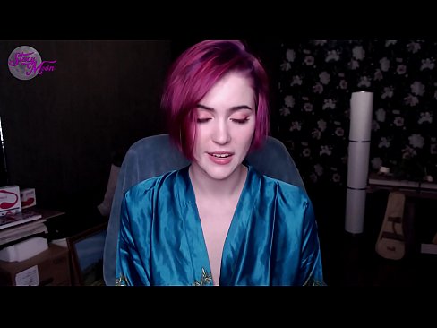 ❤️ Uweisunge iwwer d'Réck vun engem russesche Meedchen op Englesch ️ Schéine Porno bei eis ❌️❤
