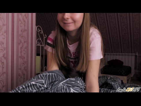 ❤️ Blondie suckelt hir BFF's déif a kritt Cum an hirem Mond ️ Schéine Porno bei eis ❌️❤