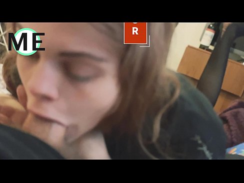 ❤️ Hals Dick, zerräissen Strumpfhosen an zerräissen Fersen schéin ze treffen ️ Schéine Porno bei eis ❌️❤